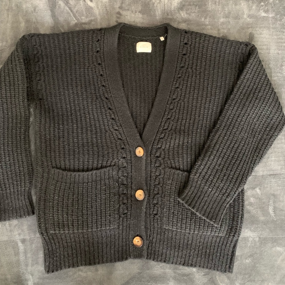 Doen Adelia sweater in black